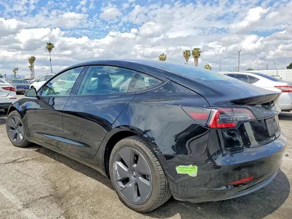 5YJ3E1EA0NF349531 2022 TESLA MODEL 3 - Image 2