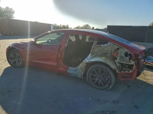 5YJ3E1EA0NF350985 2022 TESLA MODEL 3 - Image 2