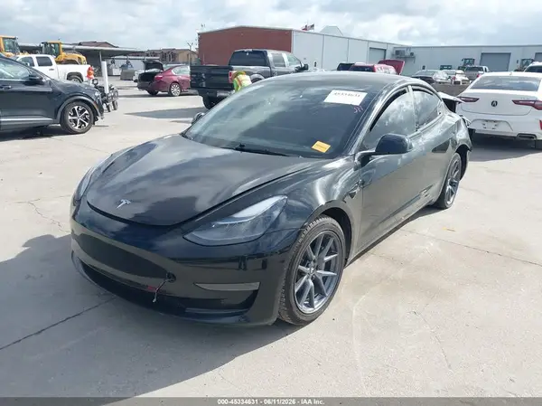 5YJ3E1EA0NF352199 2022 TESLA MODEL 3 - Image 2