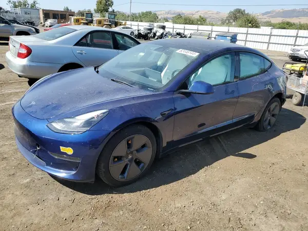 5YJ3E1EA0NF361050 2022 TESLA MODEL 3 - Image 1