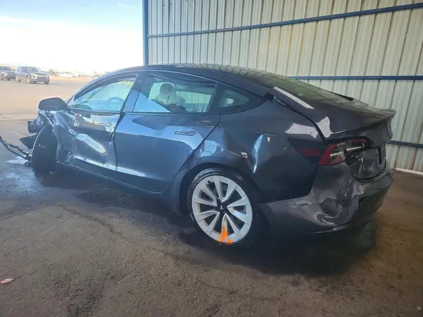 5YJ3E1EA0NF368807 2022 TESLA MODEL 3 - Image 2