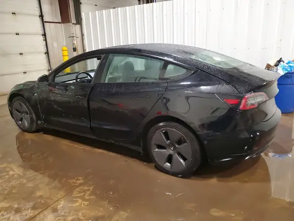 5YJ3E1EA0NF368998 2022 TESLA MODEL 3 - Image 2