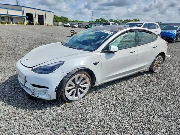 5YJ3E1EA0NF369214 2022 TESLA MODEL 3 - Image 1