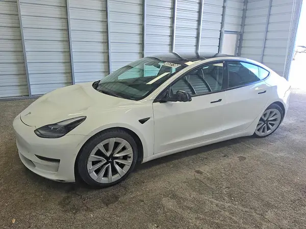 5YJ3E1EA0NF369567 2022 TESLA MODEL 3 - Image 1