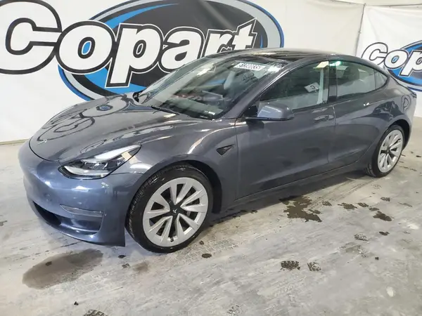 5YJ3E1EA0NF370038 2022 TESLA MODEL 3 - Image 1