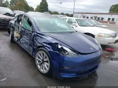 5YJ3E1EA0NF370475 2022 TESLA MODEL 3