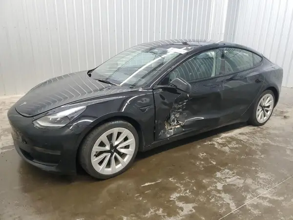 5YJ3E1EA0NF371738 2022 TESLA MODEL 3 - Image 1