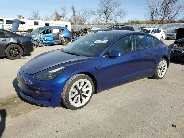 5YJ3E1EA0NF371898 2022 TESLA MODEL 3 - Image 1