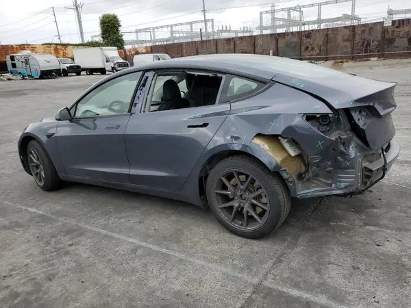 5YJ3E1EA0NF375126 2022 TESLA MODEL 3 - Image 2