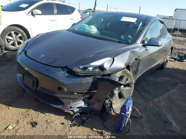5YJ3E1EA0NF376180 2022 TESLA MODEL 3 - Image 2