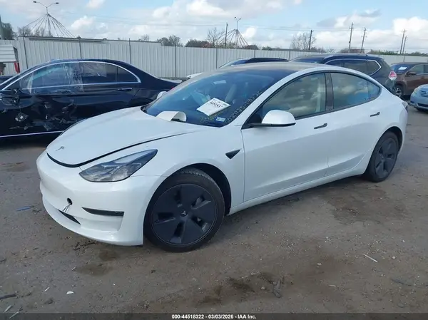 5YJ3E1EA0NF376566 2022 TESLA MODEL 3 - Image 2