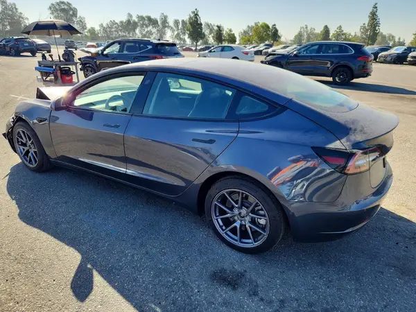 5YJ3E1EA0NF376695 2022 TESLA MODEL 3 - Image 2