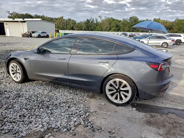 5YJ3E1EA0PF382418 2023 TESLA MODEL 3 - Image 2