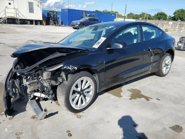 5YJ3E1EA0PF394696 2023 TESLA MODEL 3 - Image 1