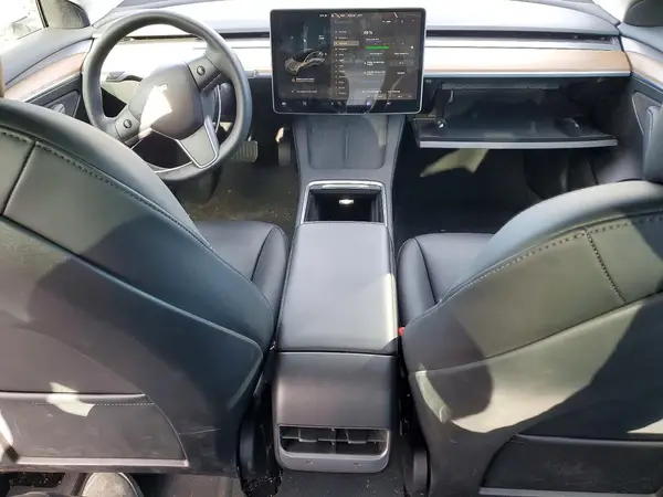 5YJ3E1EA0PF402330 2023 TESLA MODEL 3 - Image 8