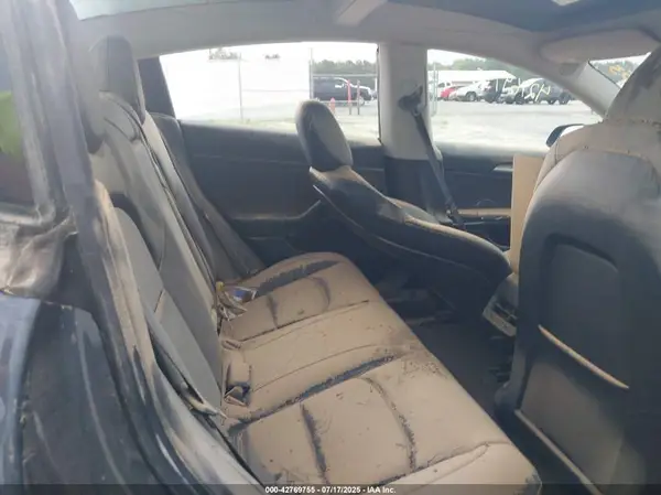 5YJ3E1EA0PF404997 2023 TESLA MODEL 3 - Image 8