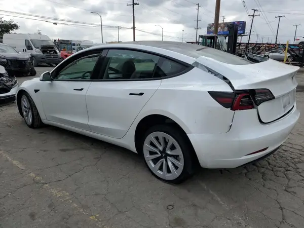 5YJ3E1EA0PF424442 2023 TESLA MODEL 3 - Image 2
