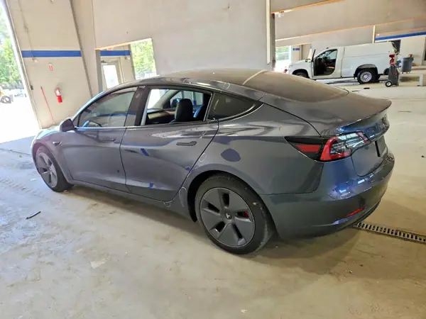 5YJ3E1EA0PF425574 2023 TESLA MODEL 3 - Image 2
