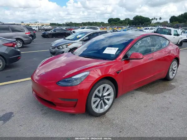 5YJ3E1EA0PF425669 2023 TESLA MODEL 3 - Image 2