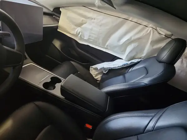 5YJ3E1EA0PF426773 2023 TESLA MODEL 3 - Image 8