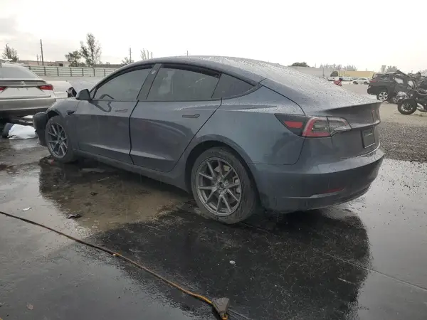 5YJ3E1EA0PF426837 2023 TESLA MODEL 3 - Image 2