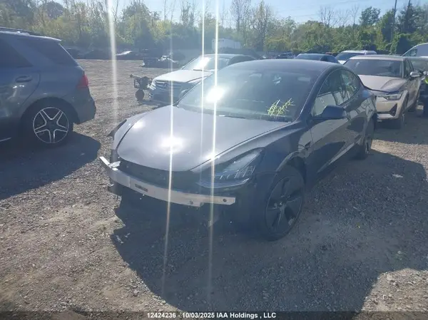 5YJ3E1EA0PF426966 2023 TESLA MODEL 3 - Image 2