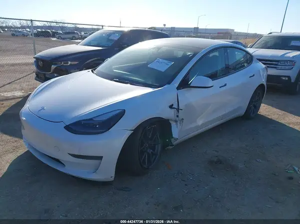 5YJ3E1EA0PF429804 2023 TESLA MODEL 3 - Image 2