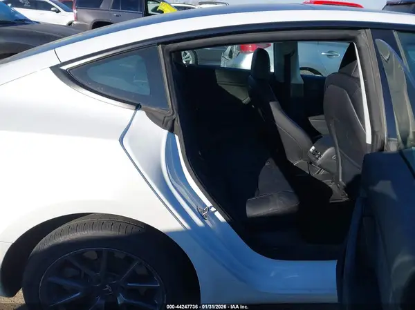 5YJ3E1EA0PF429804 2023 TESLA MODEL 3 - Image 8