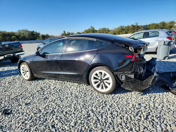 5YJ3E1EA0PF430547 2023 TESLA MODEL 3 - Image 2