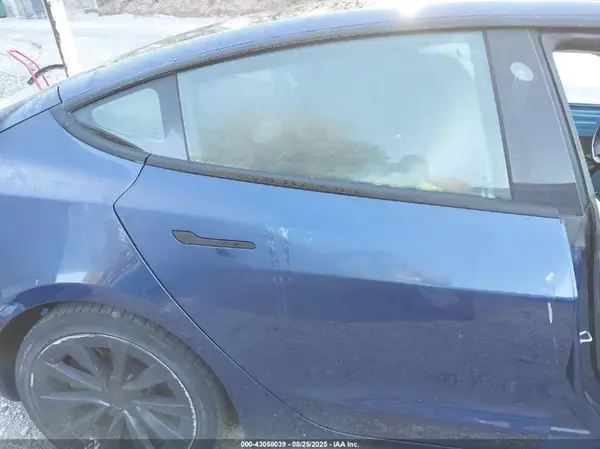 5YJ3E1EA0PF431925 2023 TESLA MODEL 3 - Image 8