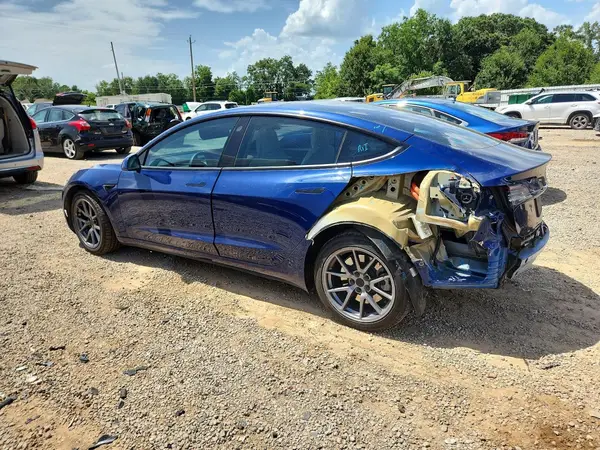 5YJ3E1EA0PF436171 2023 TESLA MODEL 3 - Image 2