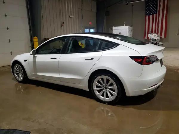 5YJ3E1EA0PF436414 2023 TESLA MODEL 3 - Image 2