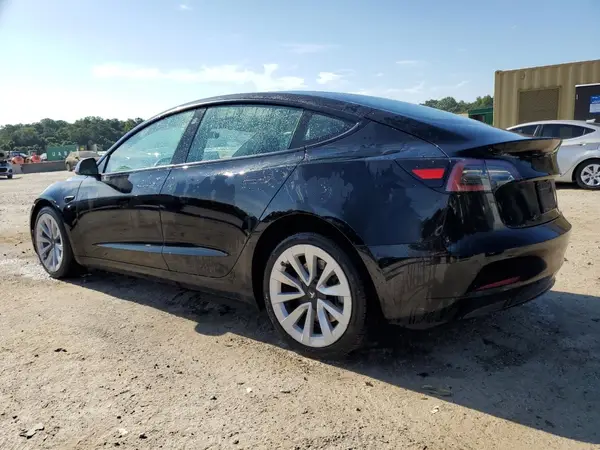 5YJ3E1EA0PF439197 2023 TESLA MODEL 3 - Image 2