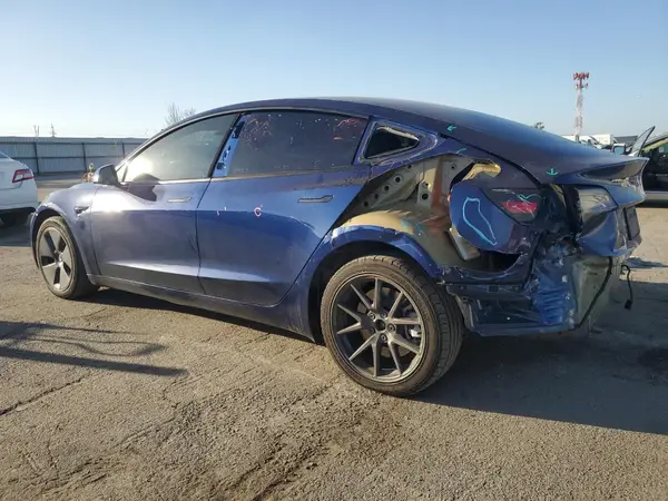 5YJ3E1EA0PF448501 2023 TESLA MODEL 3 - Image 2