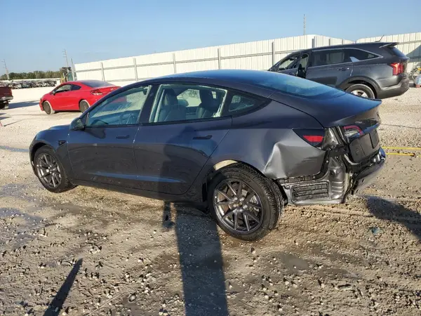 5YJ3E1EA0PF449129 2023 TESLA MODEL 3 - Image 2