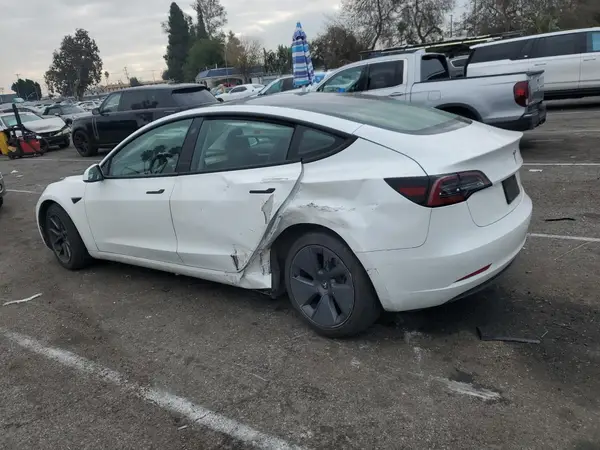 5YJ3E1EA0PF450605 2023 TESLA MODEL 3 - Image 2