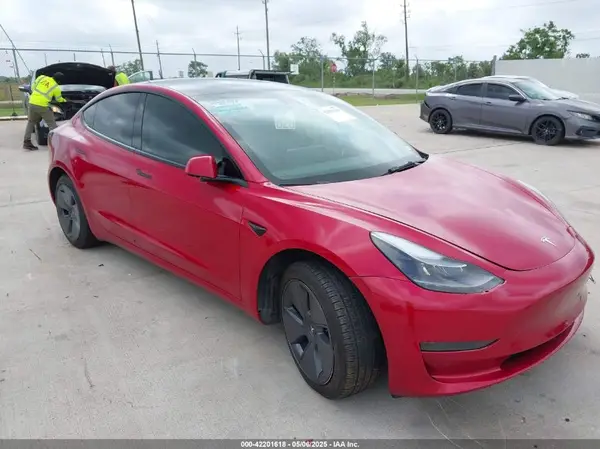 5YJ3E1EA0PF455058 2023 TESLA MODEL 3 - Image 1