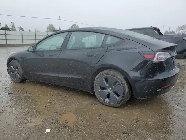 5YJ3E1EA0PF455450 2023 TESLA MODEL 3 - Image 2