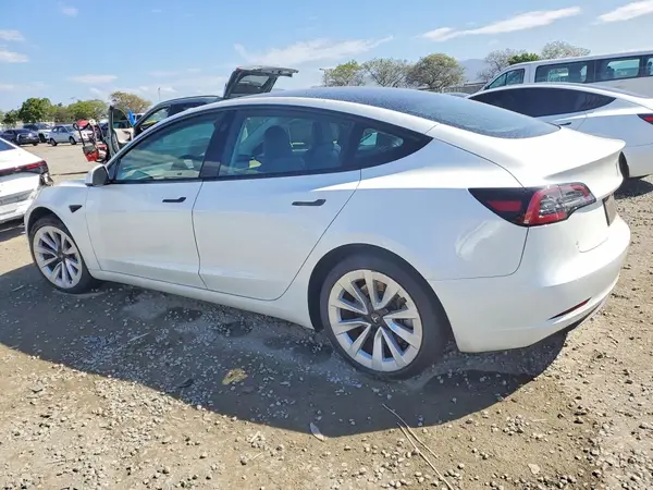 5YJ3E1EA0PF457652 2023 TESLA MODEL 3 - Image 2