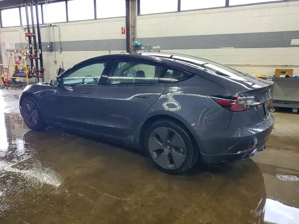 5YJ3E1EA0PF457862 2023 TESLA MODEL 3 - Image 2