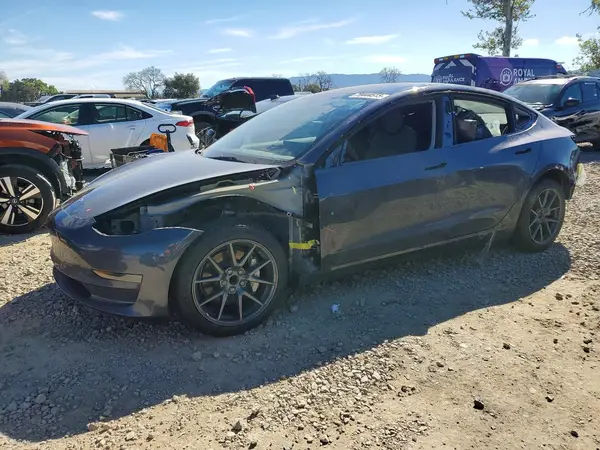 5YJ3E1EA0PF459112 2023 TESLA MODEL 3 - Image 1