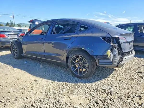 5YJ3E1EA0PF459112 2023 TESLA MODEL 3 - Image 2