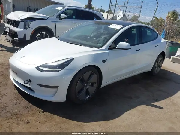 5YJ3E1EA0PF466836 2023 TESLA MODEL 3 - Image 2