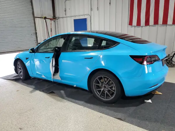 5YJ3E1EA0PF468487 2023 TESLA MODEL 3 - Image 2