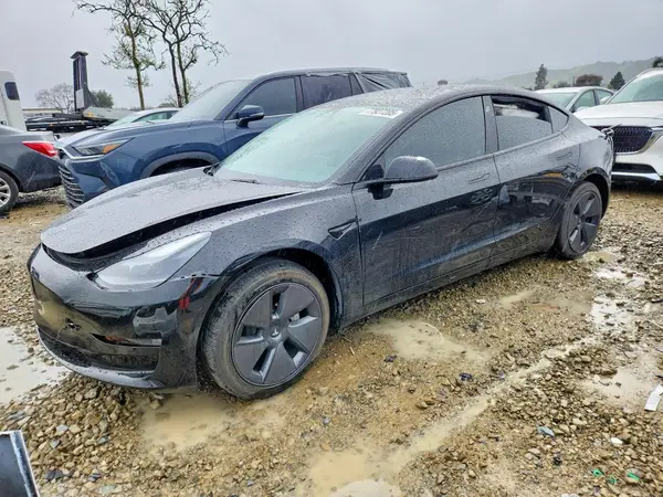 5YJ3E1EA0PF469395 2023 TESLA MODEL 3 - Image 1