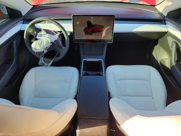 5YJ3E1EA0PF473527 2023 TESLA MODEL 3 - Image 8