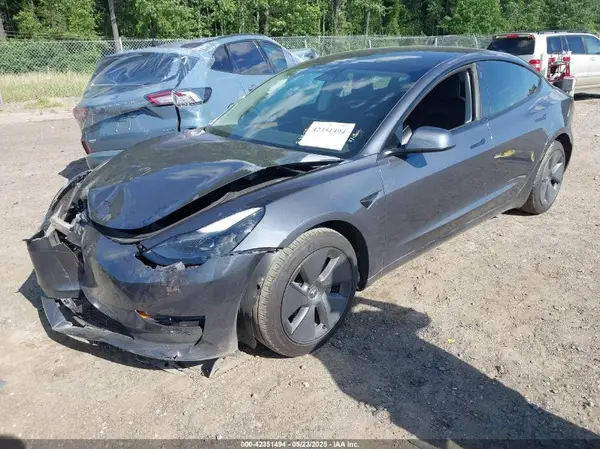 5YJ3E1EA0PF473754 2023 TESLA MODEL 3 - Image 2
