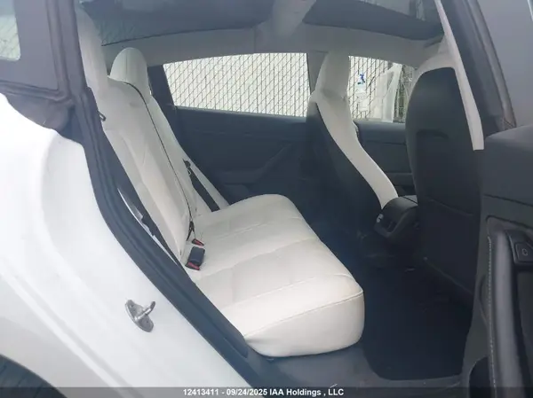5YJ3E1EA0PF475861 2023 TESLA MODEL 3 - Image 8
