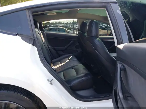 5YJ3E1EA0PF476668 2023 TESLA MODEL 3 - Image 8