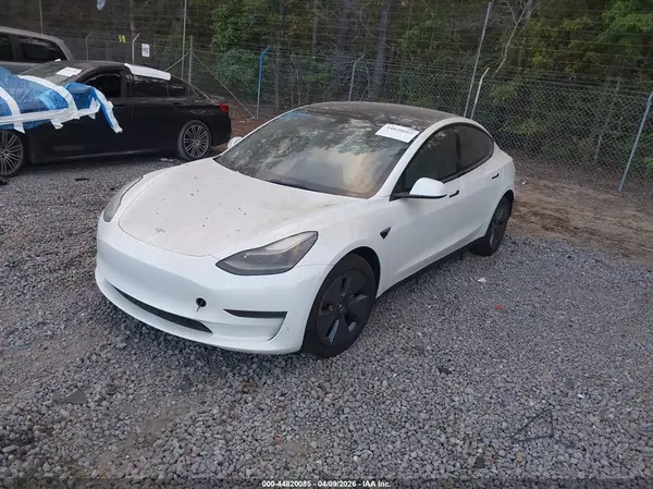 5YJ3E1EA0PF483474 2023 TESLA MODEL 3 - Image 2